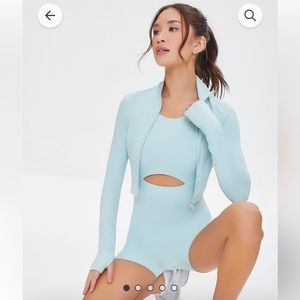 NWT✨Active Zip-Up Cropped Jacket